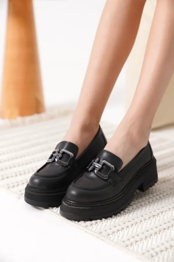 Cilt Siyah Kadın Loafer TR17MS01D