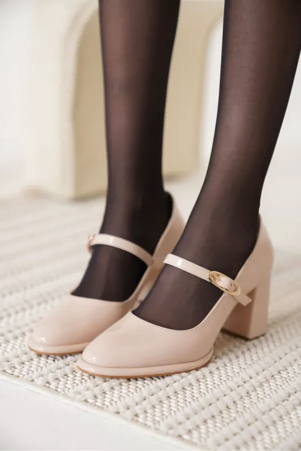 Bej Kadın Topuklu Ayakkabı TR18MS12B