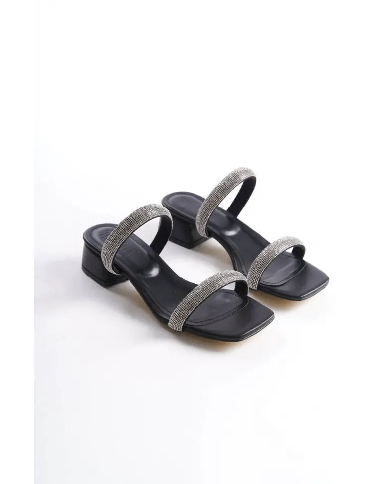 Kalın Topuklu Siyah Kadın Terlik TR20MY11A