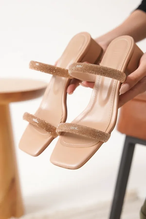 Kalın Topuklu Nude Kadın Terlik TR20MY11D