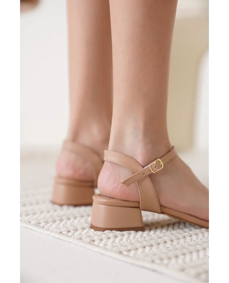 Kalın Topuklu Taşlı Kadın Nude Sandalet TR20MY12D