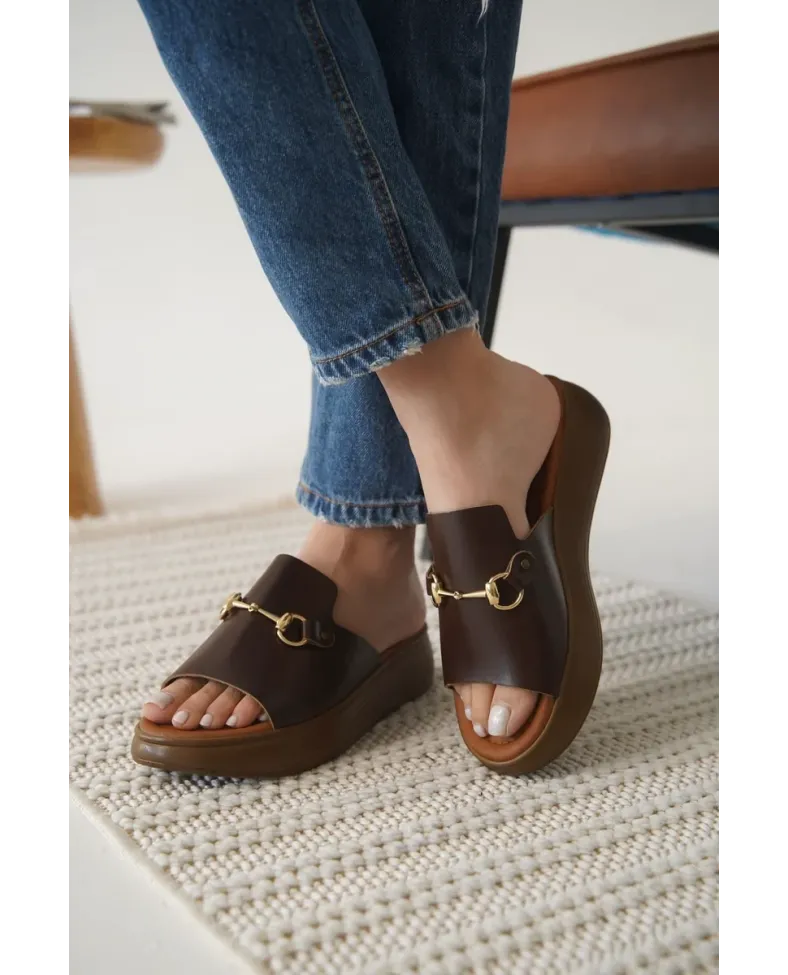 Acı Kahve Hakiki Deri Terlik TR31MY62E