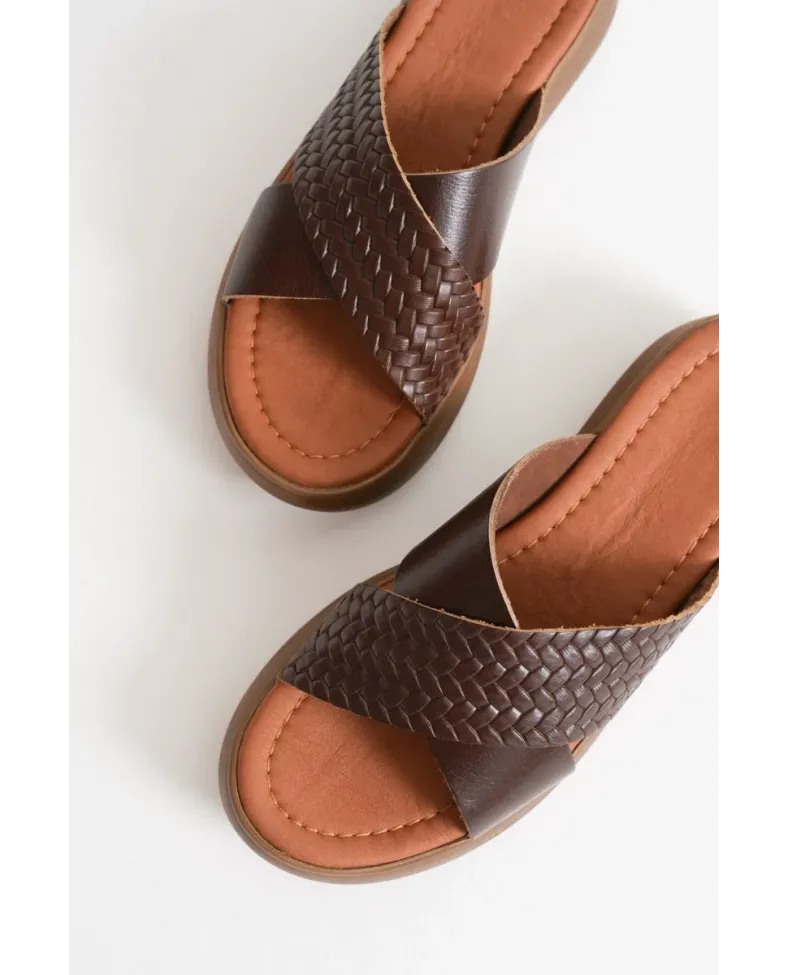 Acı Kahve Örgü Desenli Hakiki Deri Terlik TR31MY53K