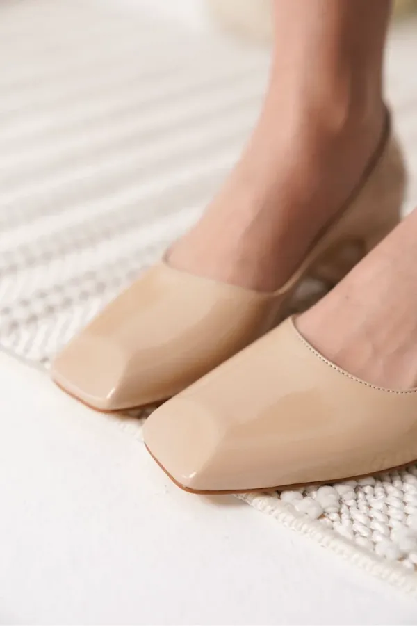 Nude Rugan Kadın Topuklu Ayakkabı TR18MS14B