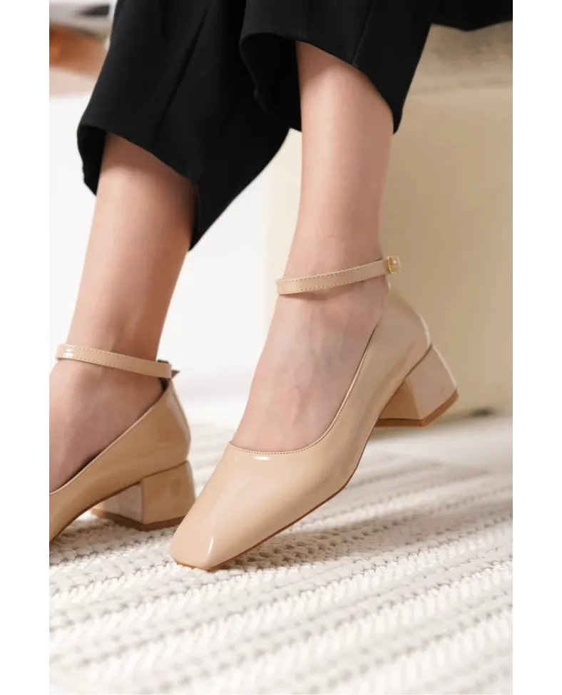 Bej Rugan Kadın Topuklu Ayakkabı TR18MS16B