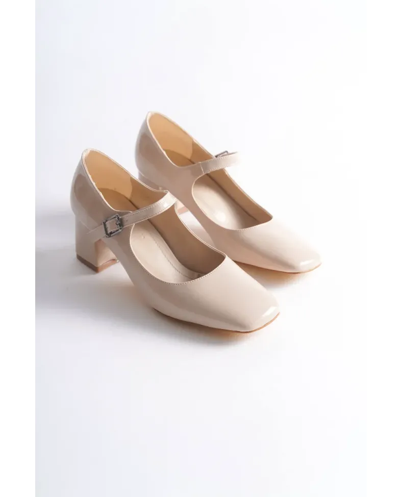 Bej Rugan Topuklu Kadın Ayakkabı TR16MS01B