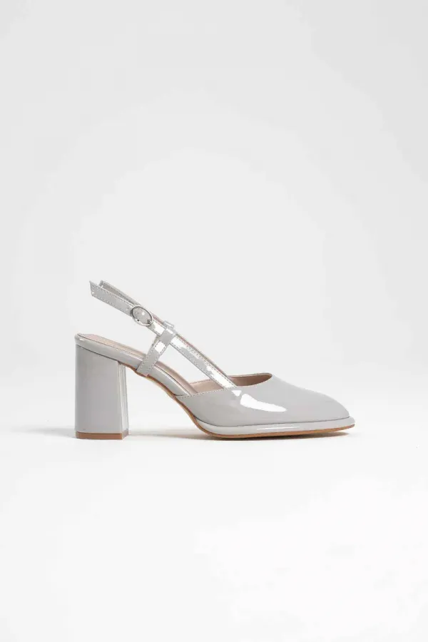 Gri Rugan Kadın Topuklu Ayakkabı TR18MS18D