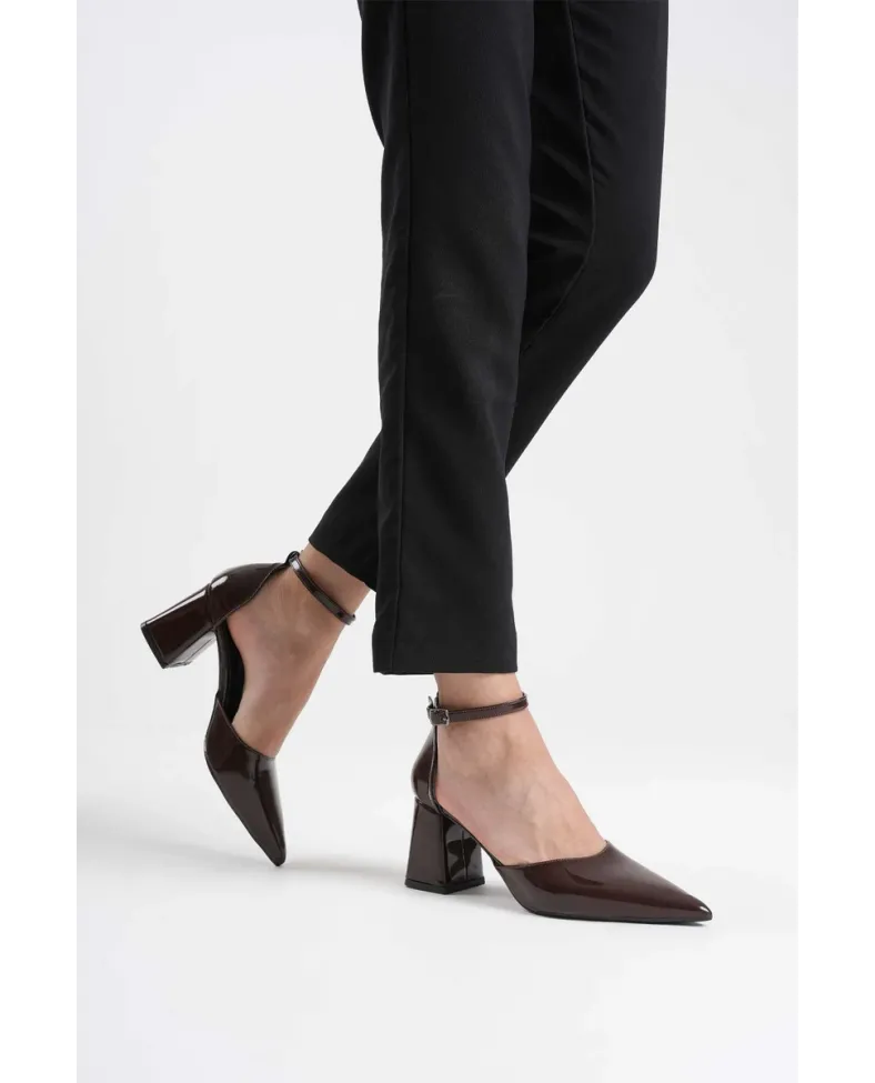 Acı Kahve Rugan Kadın Topuklu Ayakkabı TR08MS11C