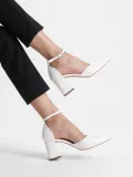 Beyaz Cilt Kadın Topuklu Ayakkabı TR08MS11E
