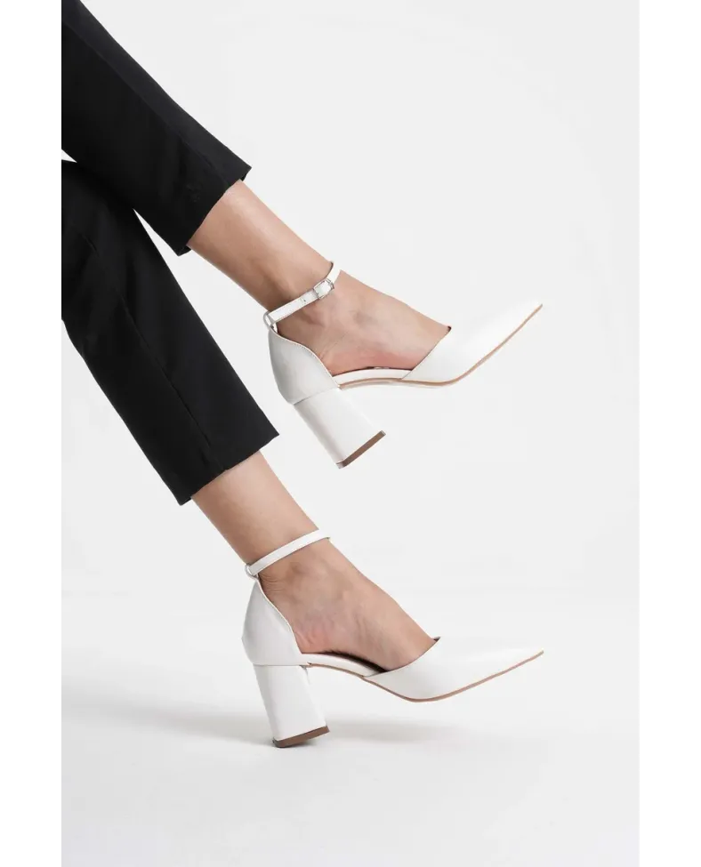 Beyaz Cilt Kadın Topuklu Ayakkabı TR08MS11E