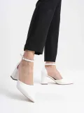 Beyaz Cilt Kadın Topuklu Ayakkabı TR08MS11E