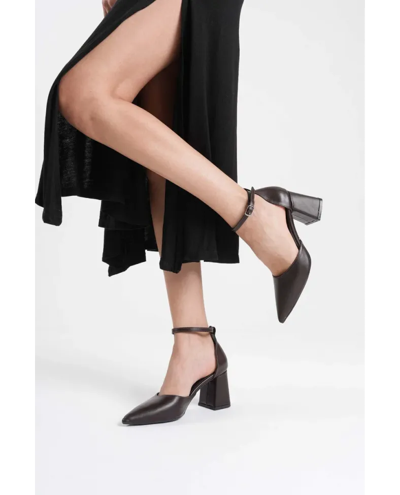 Acı Kahve Cilt Kadın Topuklu Ayakkabı TR08MS11F