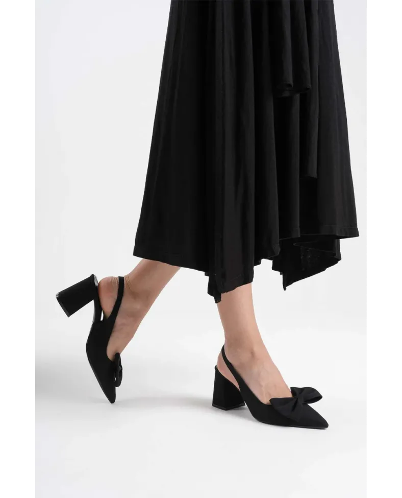 Siyah Kadın Topuklu Ayakkabı TR08MS15A