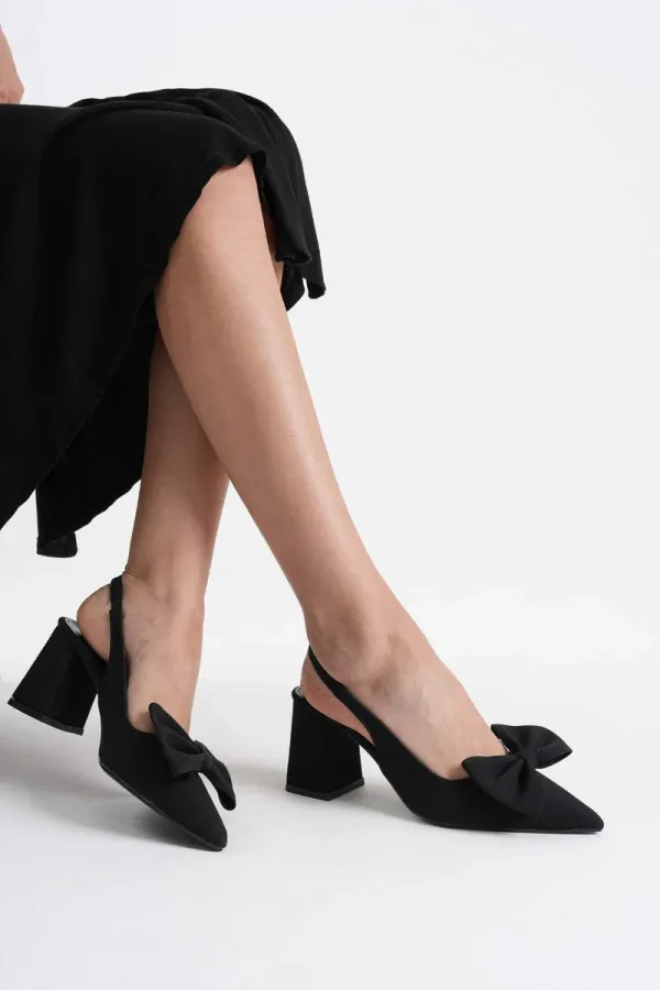 Siyah Kadın Topuklu Ayakkabı TR08MS15A
