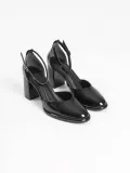 Siyah Rugan Kadın Topuklu Ayakkabı TR18MS04A
