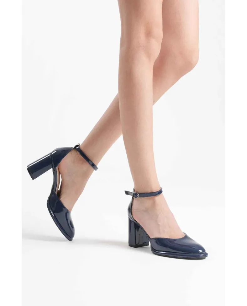 Lacivert Rugan Kadın Topuklu Ayakkabı TR18MS04C