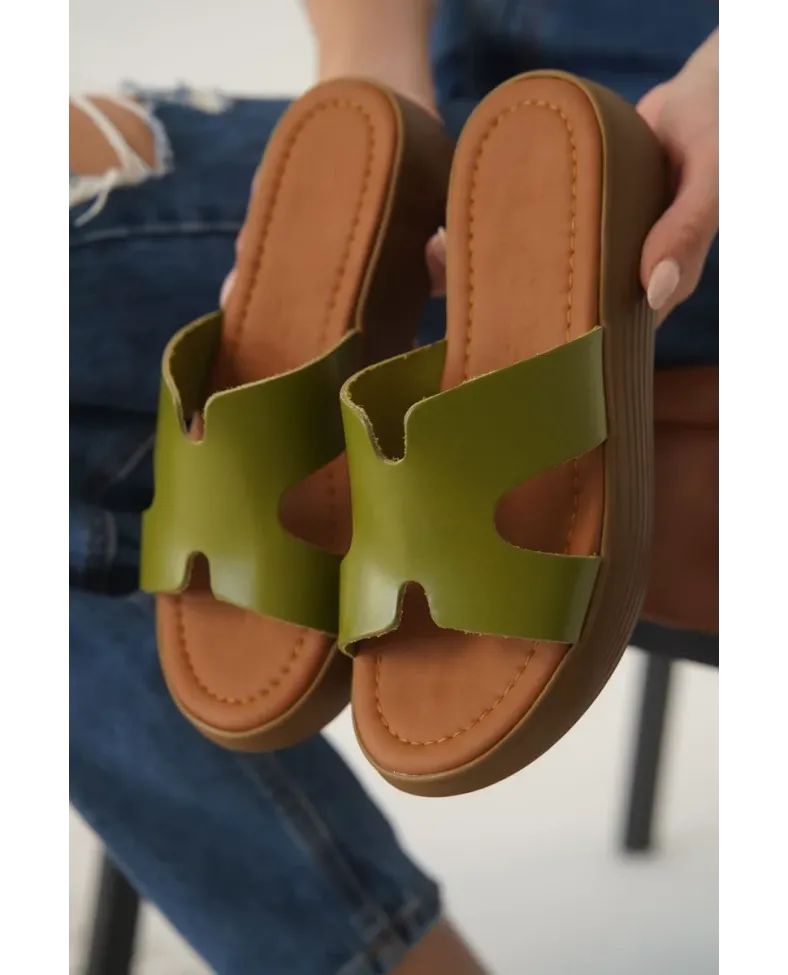 Haki Yeşil Hakiki Deri Terlik TR31MY54G