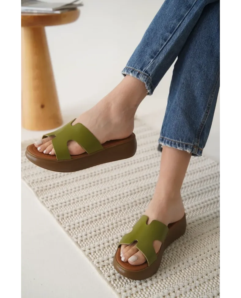 Haki Yeşil Hakiki Deri Terlik TR31MY54G