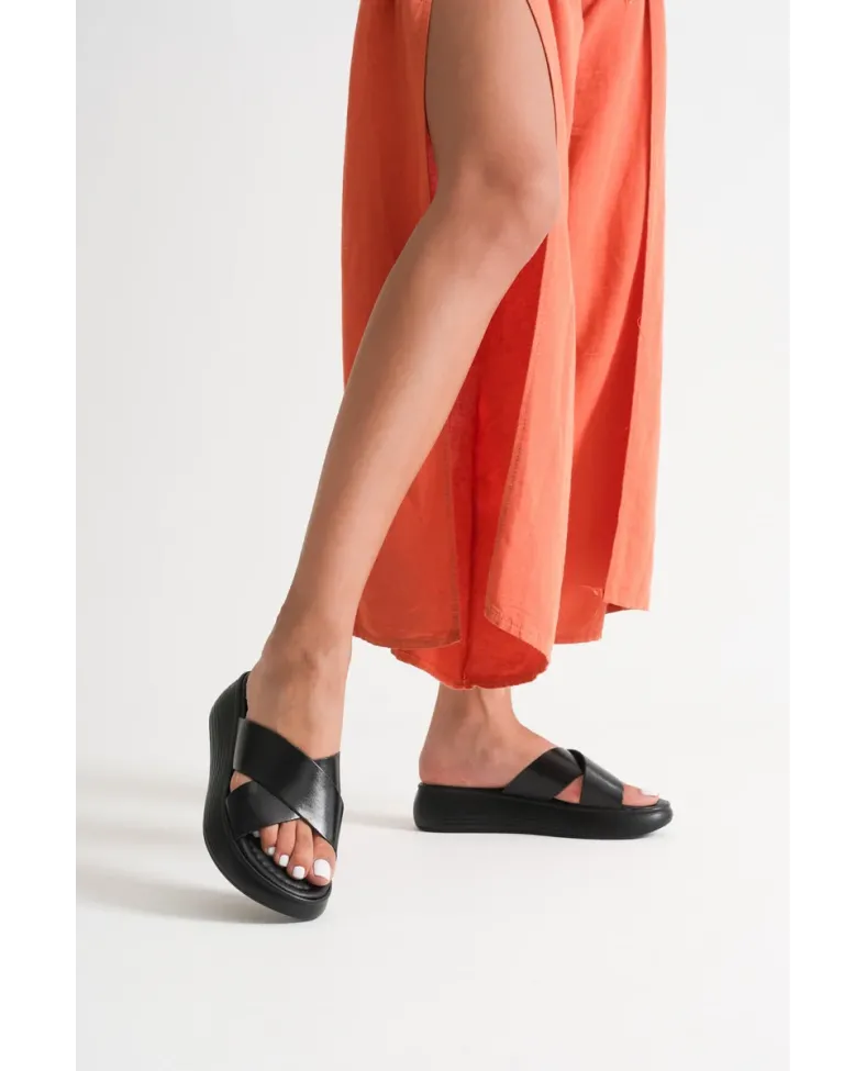 Siyah Hakiki Deri Terlik TR31MY53A