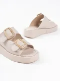 Bej Cilt Kadın Tokalı Terlik TR17MY01C