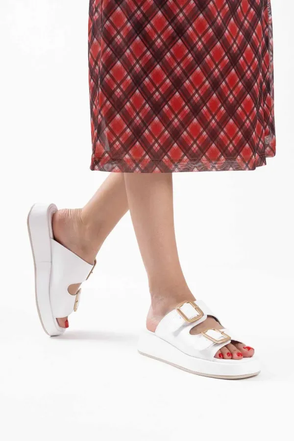 Beyaz Cilt Tokalı Terlik TR17MY01B