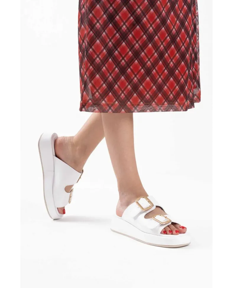 Beyaz Cilt Tokalı Terlik TR17MY01B