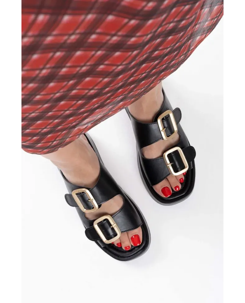 Siyah Cilt Tokalı Terlik TR17MY01A