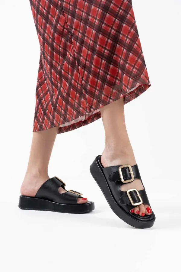 Siyah Cilt Tokalı Terlik TR17MY01A