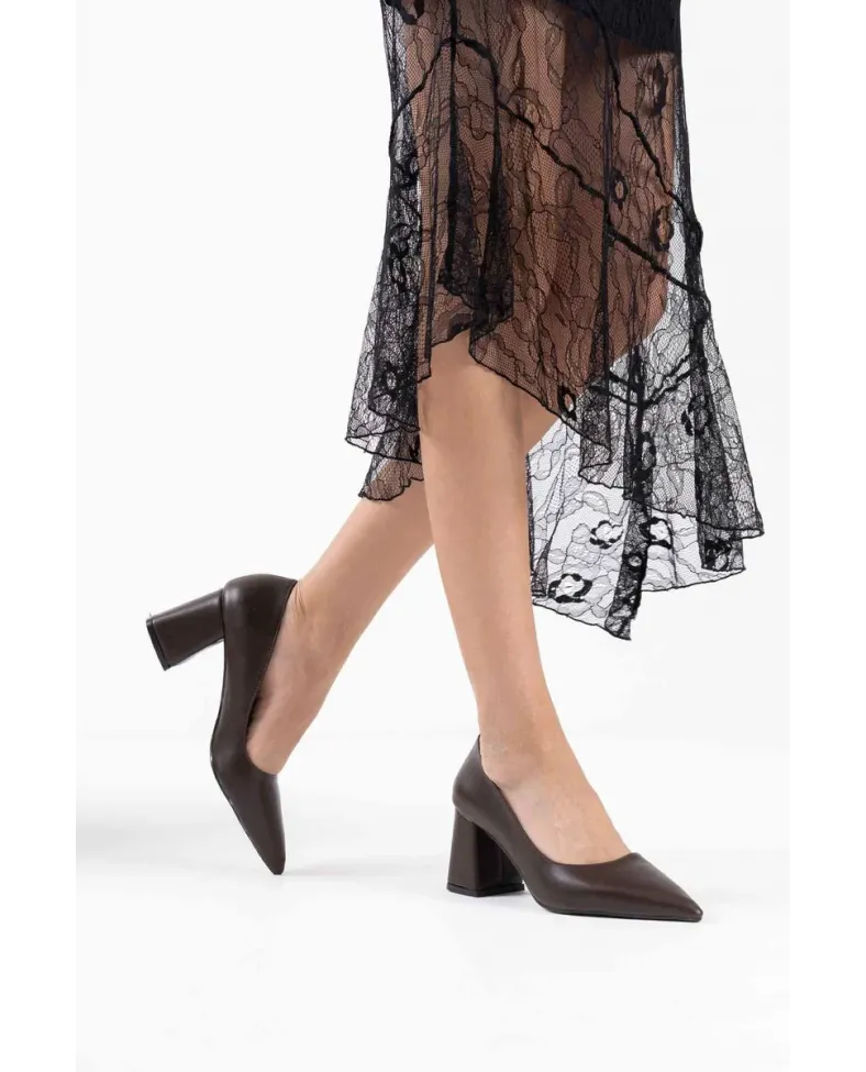 Acı Kahve Cilt Kadın Topuklu Ayakkabı TR08MS16C