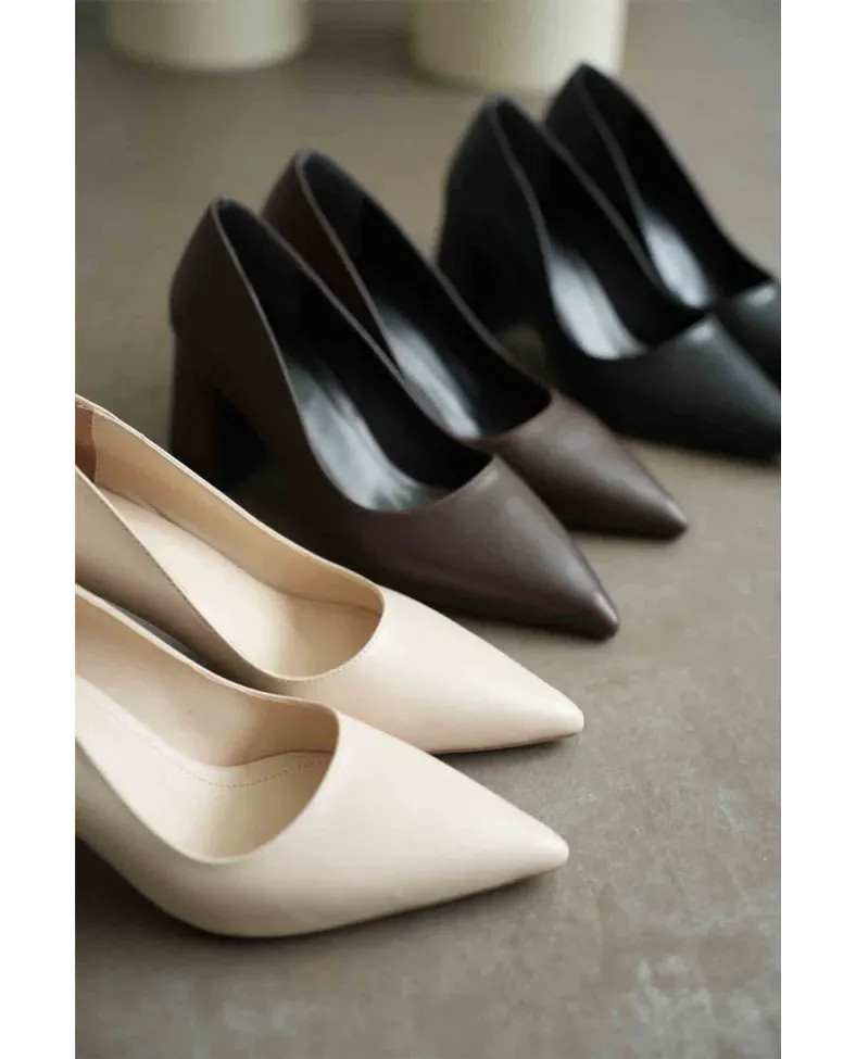 Bej Cilt Kadın Topuklu Ayakkabı TR08MS16B