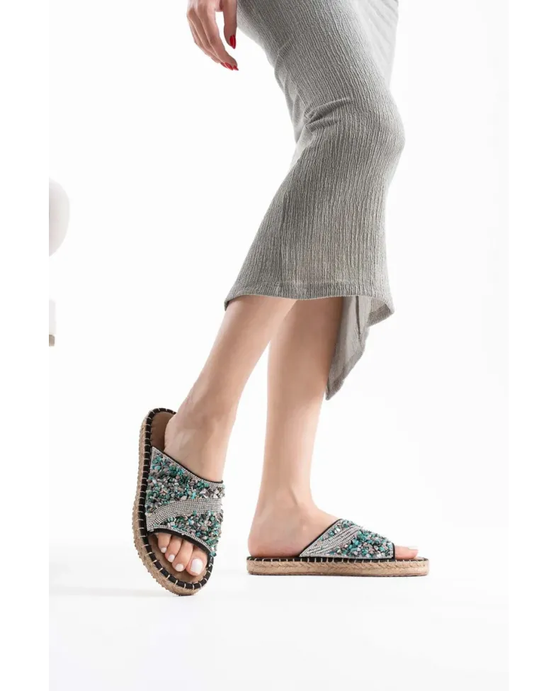 Kadın Siyah Taş İşlemeli Terlik TR35MY08A