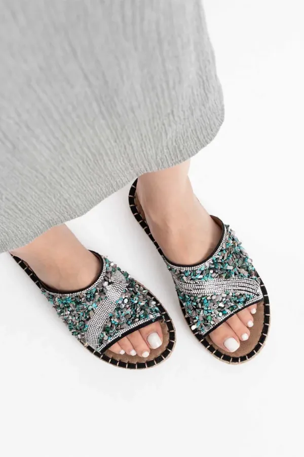 Kadın Siyah Taş İşlemeli Terlik TR35MY08A