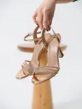 Kadın Rose Gold Taşlı Sandalet TR20MY09F