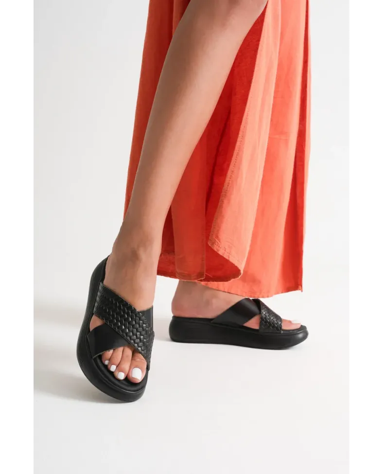 Siyah Hakiki Deri Terlik TR31MY53N