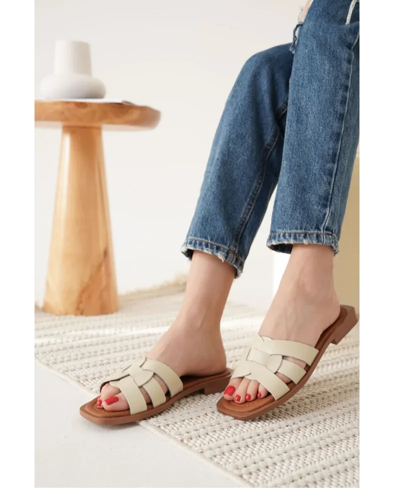 Bej Hakiki Deri Terlik TR31MY66C