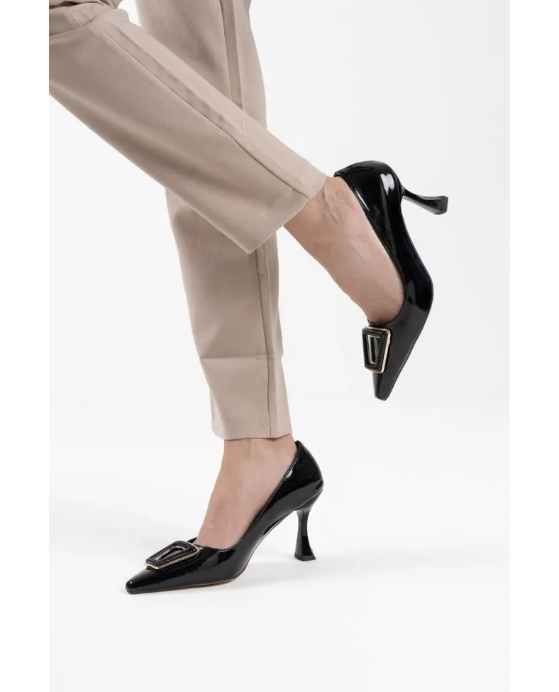 Kadın Siyah Rugan Ayakkabı TR08MS09A