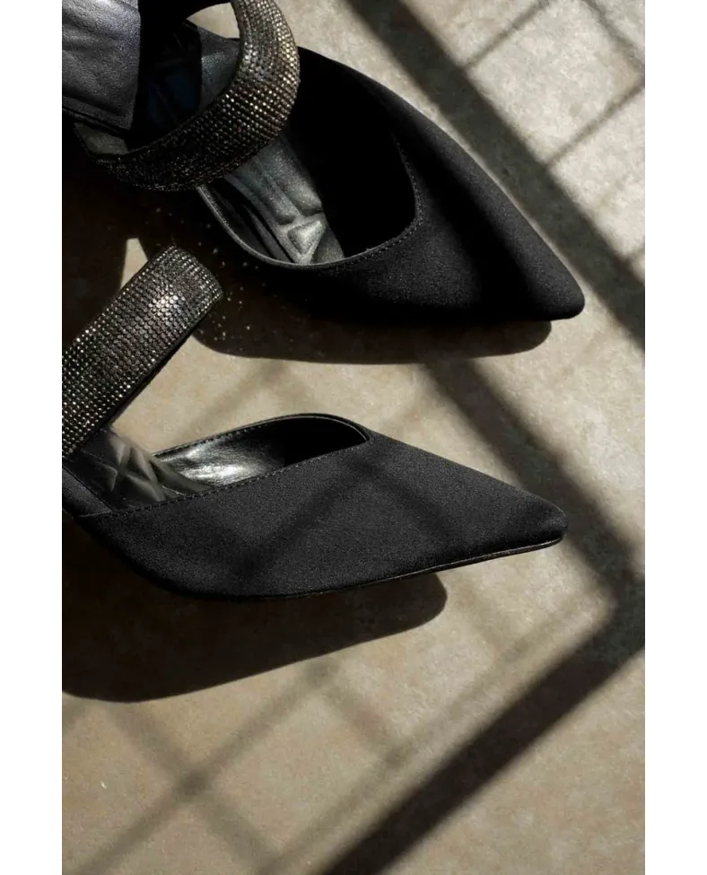 Topuklu Siyah Kadın Terlik TR08MS13A