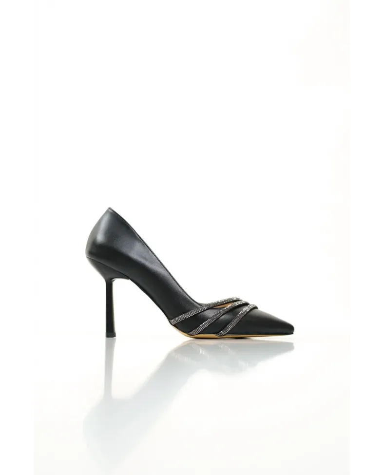 Siyah Taşlı Kadın Ayakkabı TR08MS14A