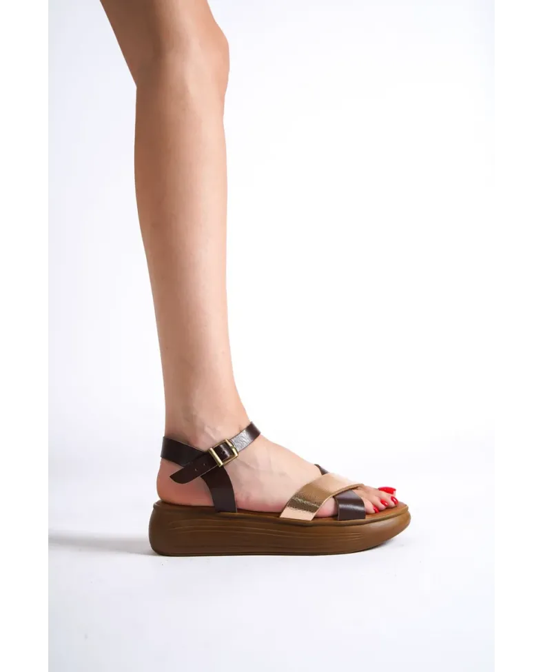 Acı Kahve Altın Detaylı Hakiki Deri Sandalet TR31MY58G