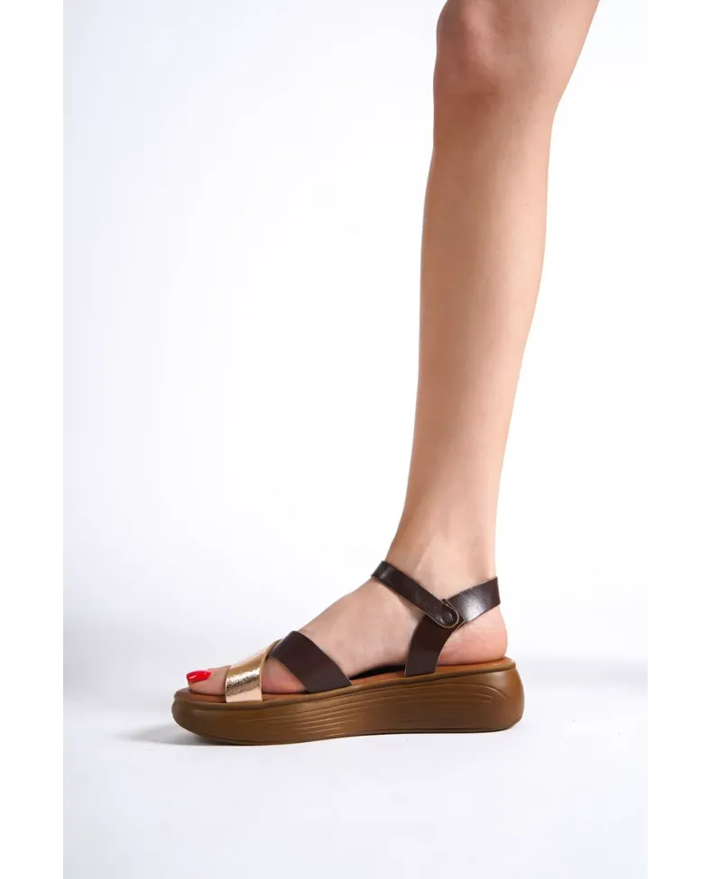Acı Kahve Altın Detaylı Hakiki Deri Sandalet TR31MY58G