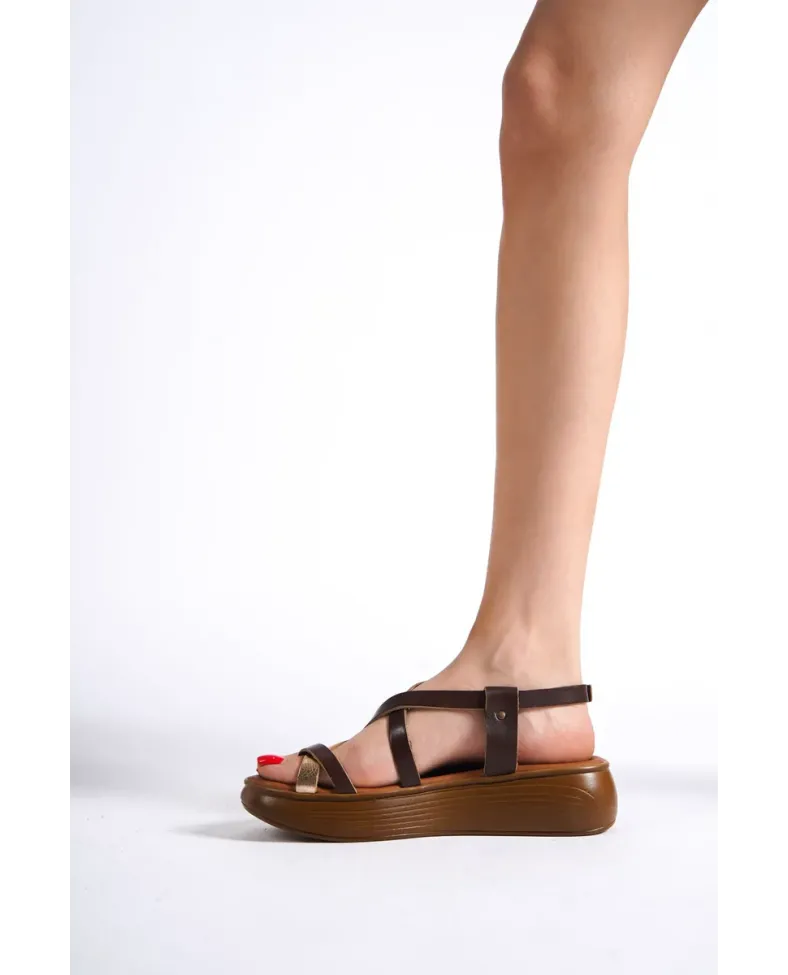 Acı Kahve Altın Detaylı Hakiki Deri Sandalet TR31MY59E
