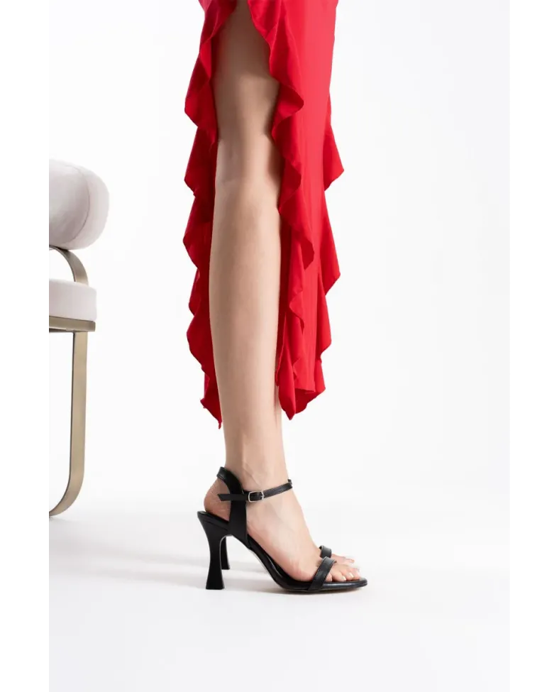 Kadın Siyah Tek Bant Sandalet TR20MY10A