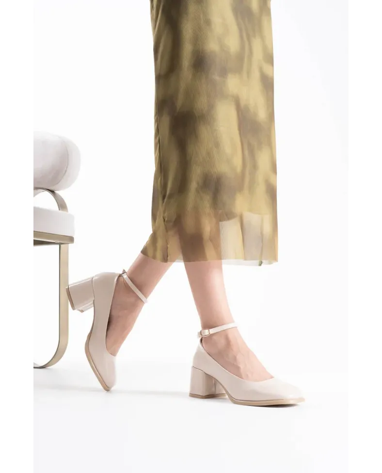 Bej Rugan Kadın Topuklu Ayakkabı TR02MS01D