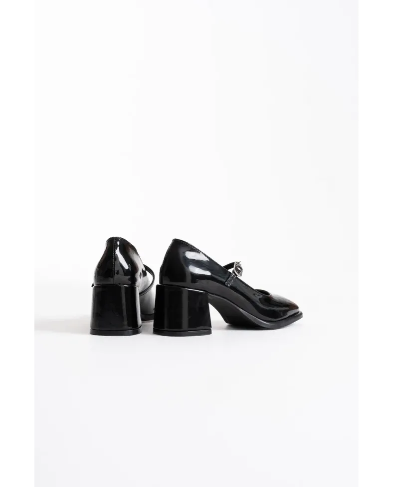 Siyah Rugan Kadın Topuklu Ayakkabı TR02MS02C