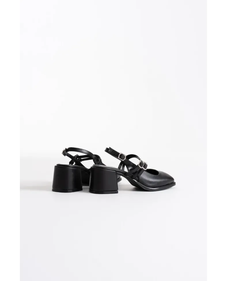 Siyah Cilt Kadın Topuklu Ayakkabı TR02MS03C