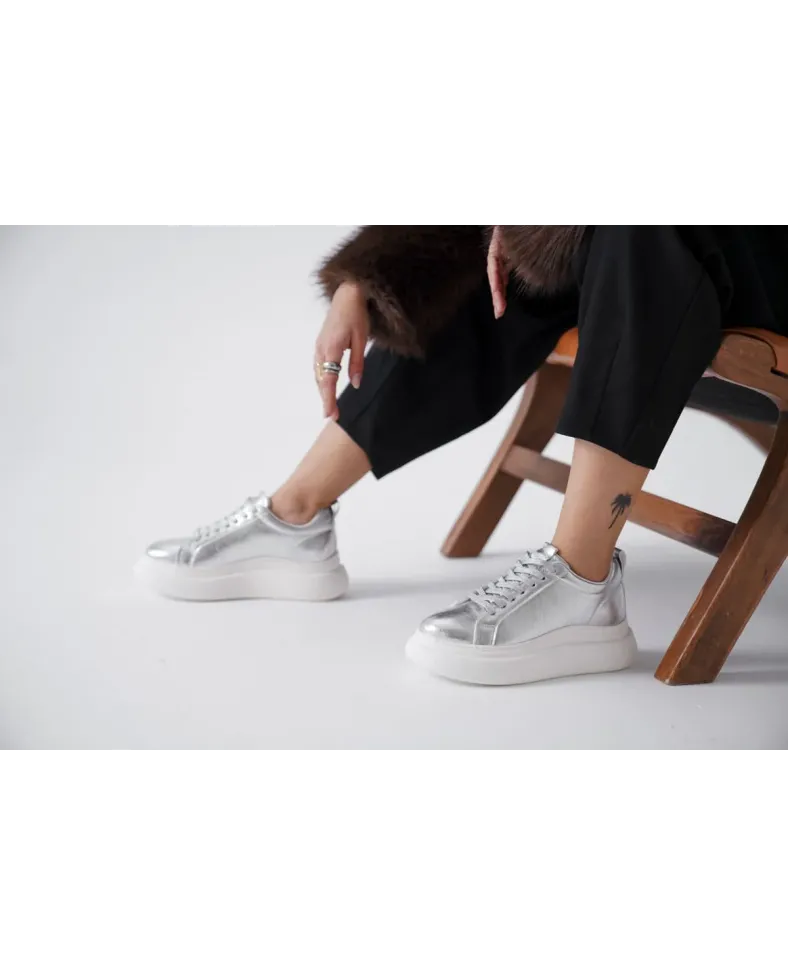 Gümüş Kadın Sneaker TR01MS05B