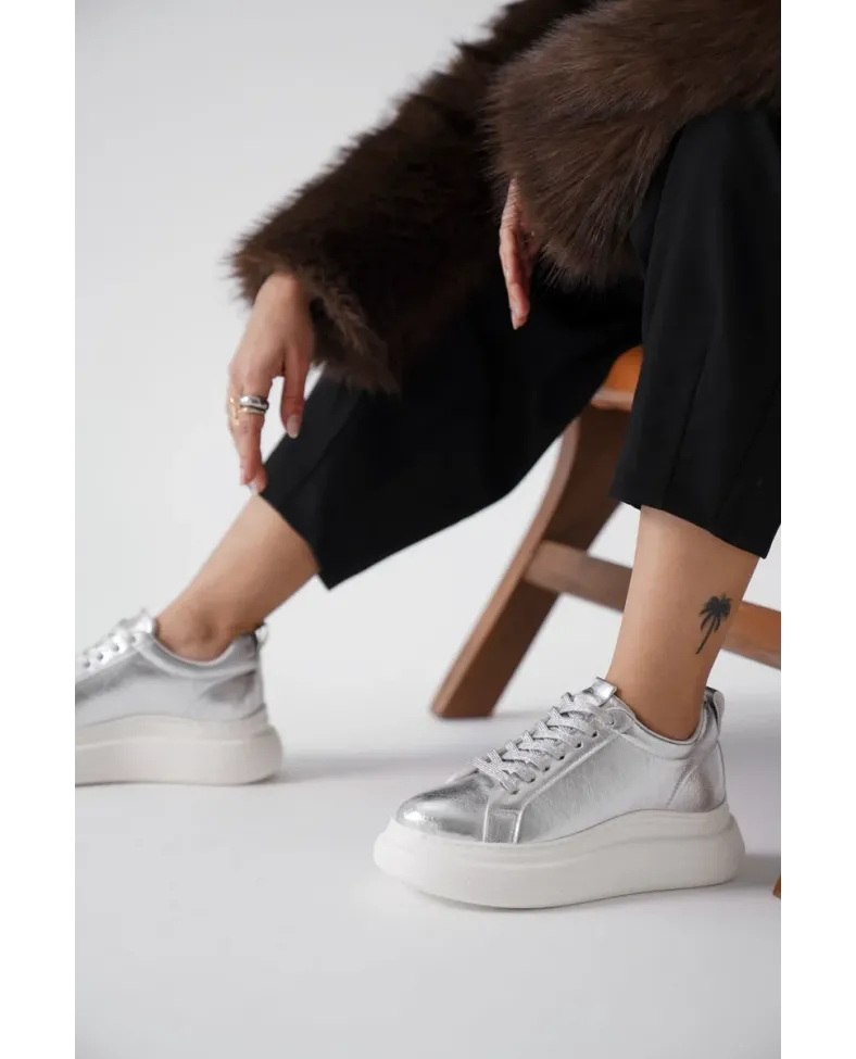 Gümüş Kadın Sneaker TR01MS05B