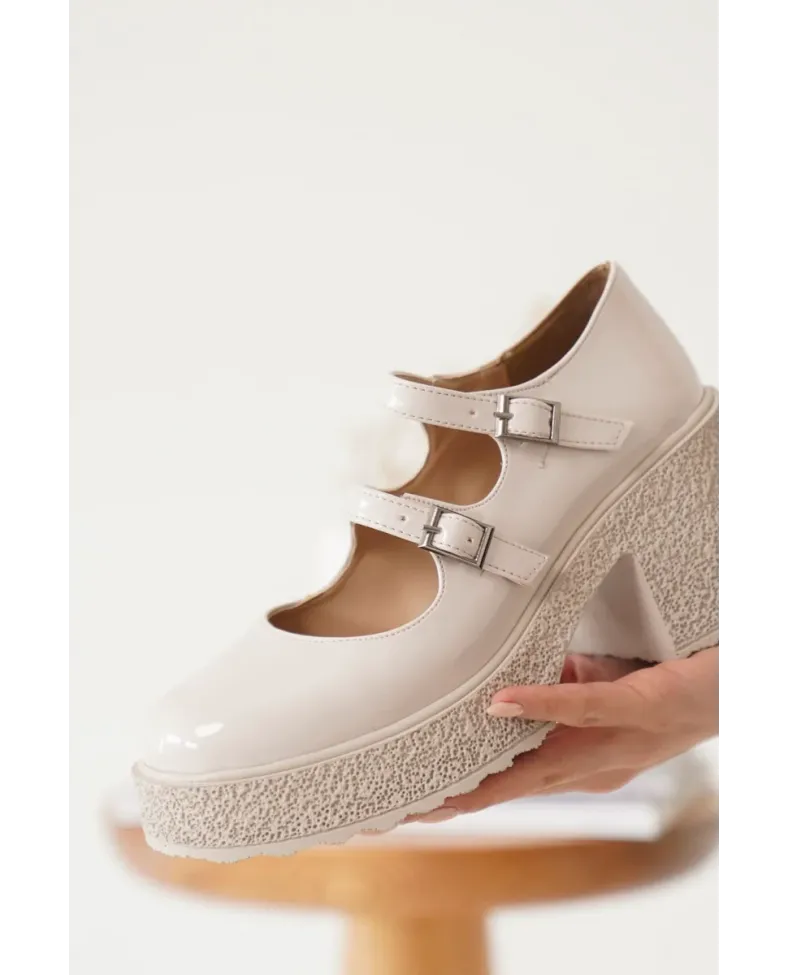 Kadın Bej Günlük Ayakkabı TR06MS07B