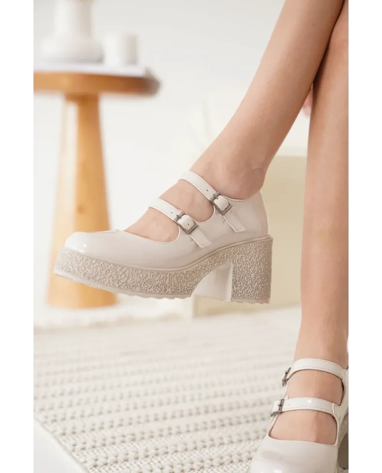 Kadın Bej Günlük Ayakkabı TR06MS07B