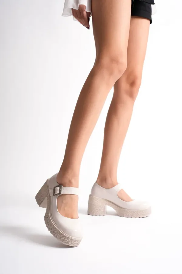 Kadın Bej Rugan Günlük Ayakkabı TR06MS05B